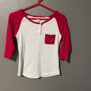 Short, long sleeve shirt